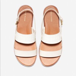 NWOT | Flynn Sandal | Cole Haan | Ivory